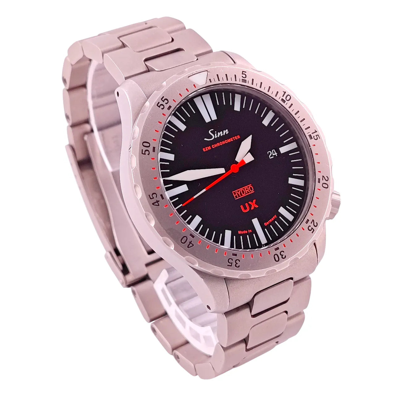 UX EZM 2B ETA 44mm
