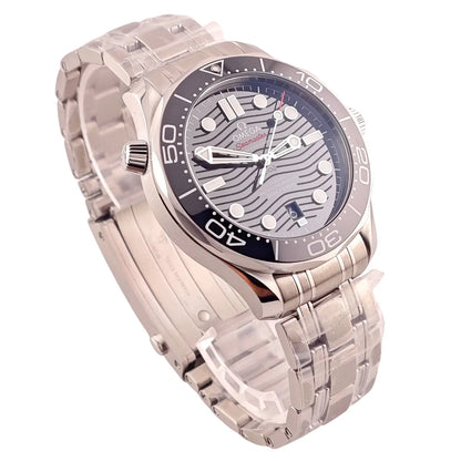 Seamaster Diver 300m Black - 210.30.42.20.01.001 Verklebt